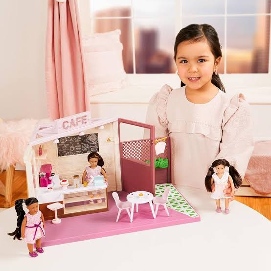 Lori doll cafe online